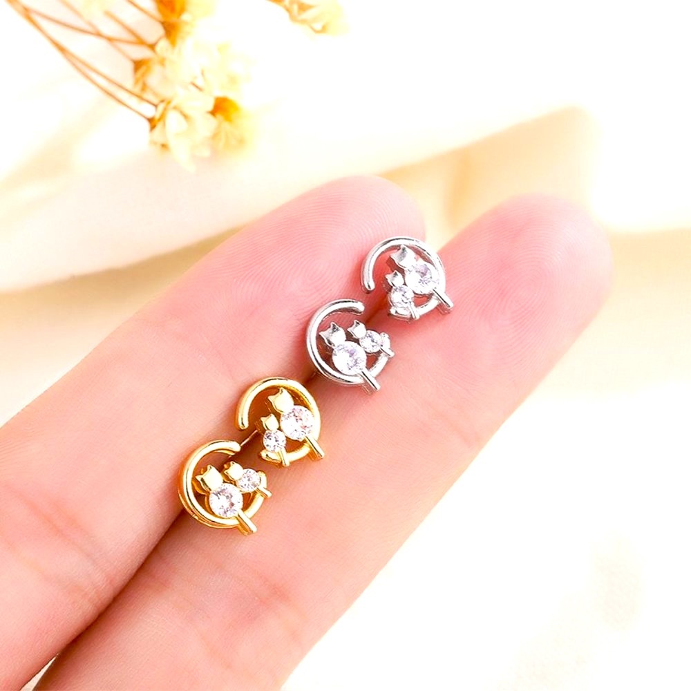 Silver Mini Feline Minimalist Moon Cat Zircon Jewel Ear Studs